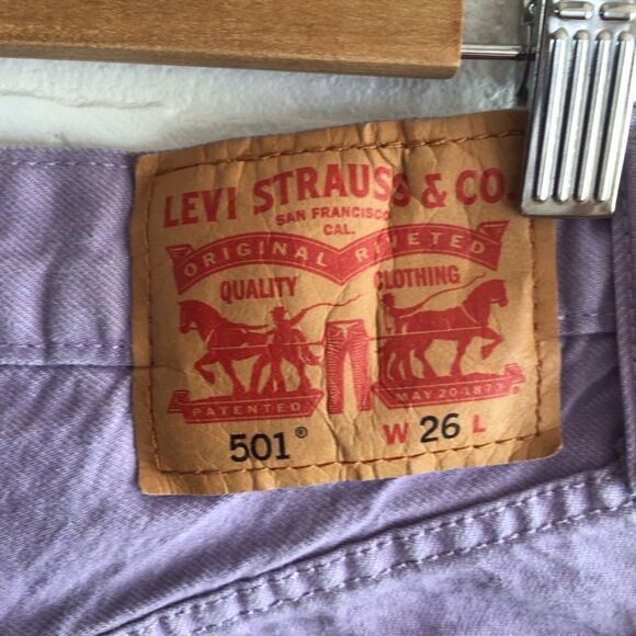 LEVI’S shorts 501 button fly mid jorts rise purple/lilac size 26 - Picture 4 of 8
